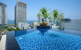 Tashi Ocean Hotel & Apartment Da Nang - Rooftop Pool